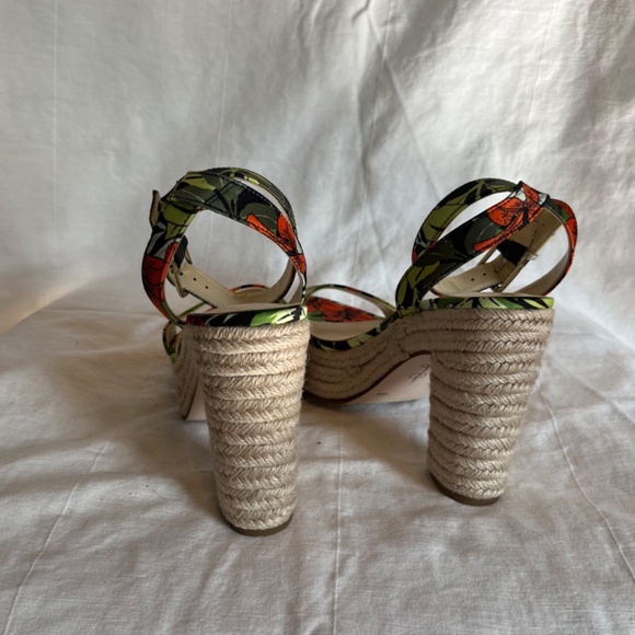 Tropical Floral Espadrille Heels - Picture 3 of 4